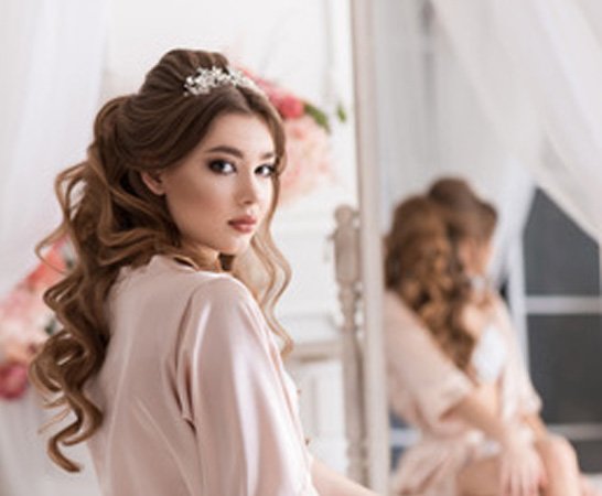 Bridal Hairstyle for wedding day|Bride Wedding Day morning