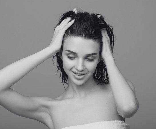 The Best Ways to Sleep with Wet Hair and Wake Up with Gorgeous Locks|Hydrating shampoo and conditioner|Sleeping with Wet Hair Super Comb and Protect product