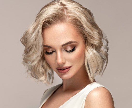 Styled short hair in Spring