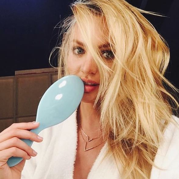 How to Brush Your Hair the Right Way - Number 4 Hair Care