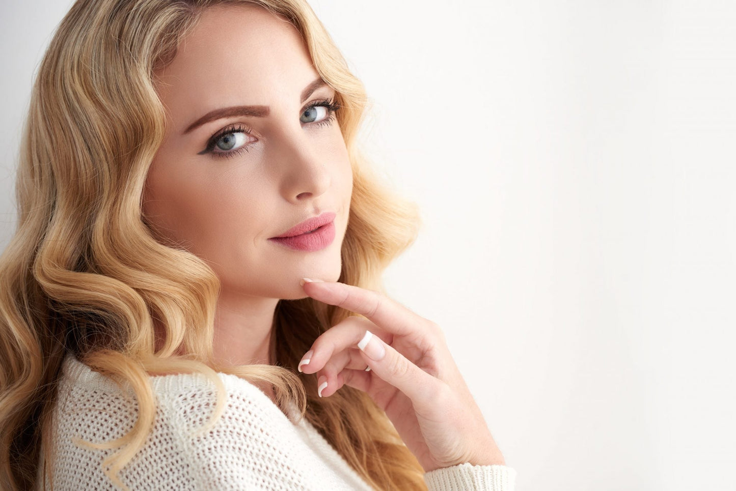 How To Use Heat To Add Sizzle To Winter Styles - Number 4 Hair Care
