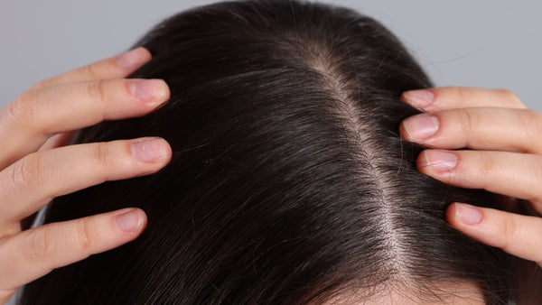 Itchy Scalp but No Dandruff? 7 Possible Causes